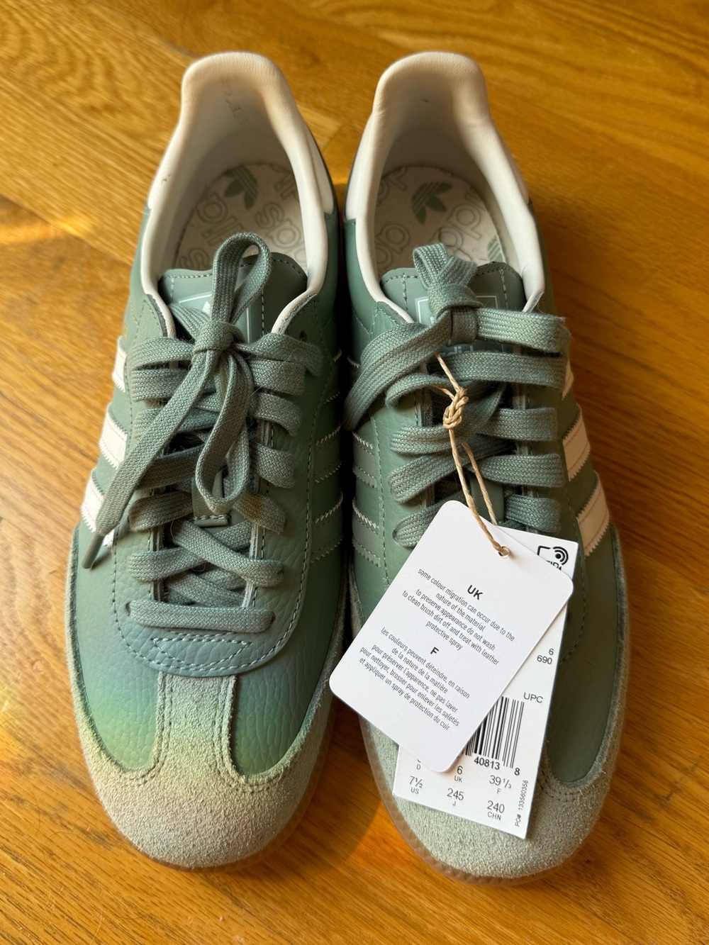 Adidas Samba OG Sneakers in Sage Green - Picture 3 of 6